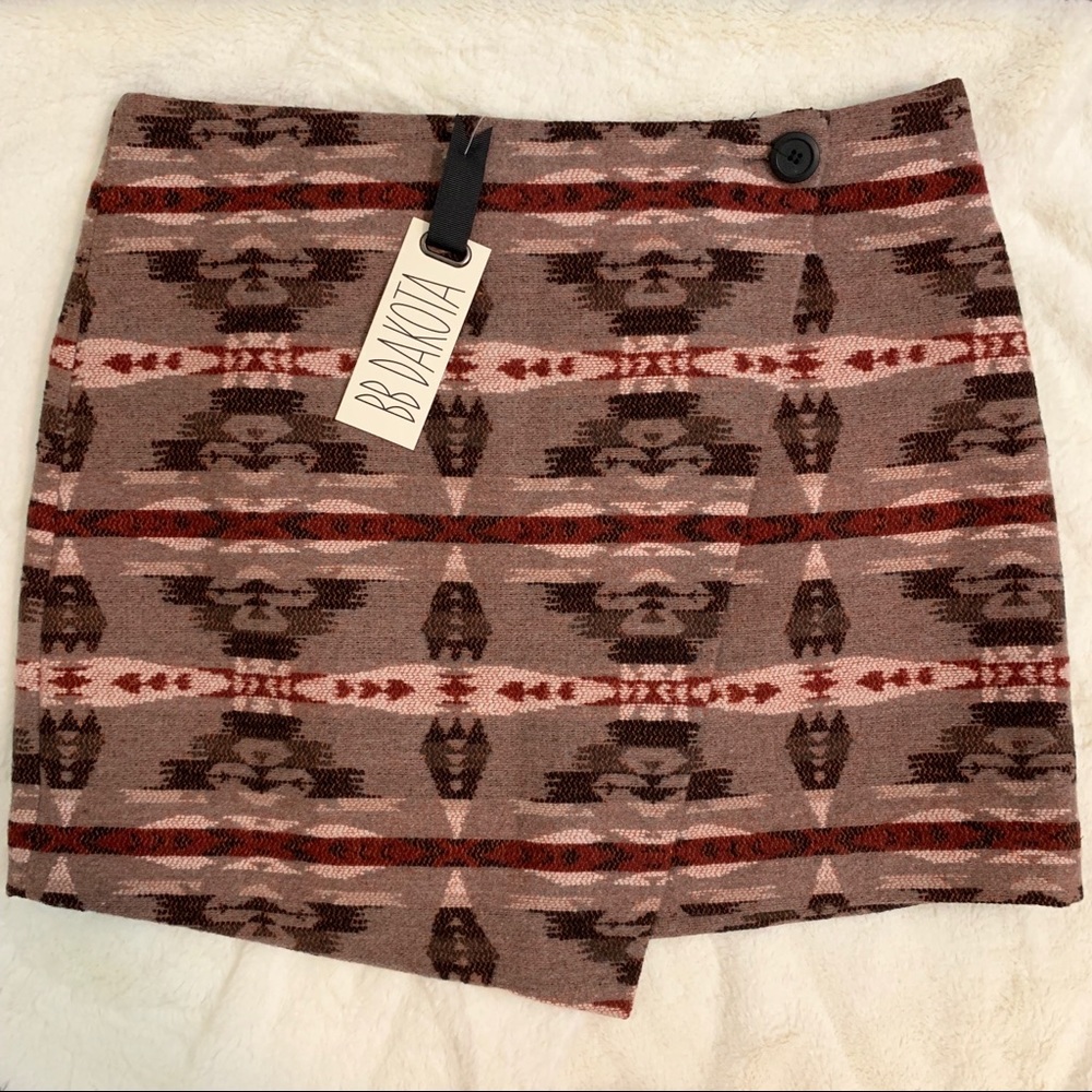 NWT BB Dakota Camryn Wrap Skirt